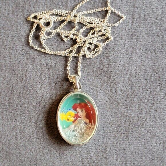 Disney Little Mermaid Ariel Silver Plated Floating Crystals Shaker Necklace - Picture 1 of 6